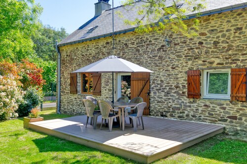 Maison de vacances 'Maison Avec Grand Jardin' avec terrasse privée, jardin privé et Wi-Fi