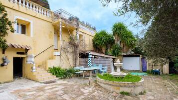 Ristorazione all'aperto