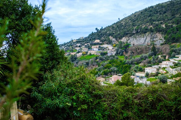 منوع