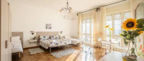 1 chambre, Wi-Fi gratuit, draps fournis