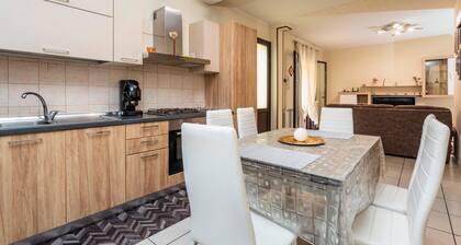 Apartamento 'Le Palme' con jardín compartido, Wi-Fi y aire acondicionado