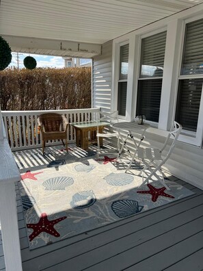 Outdoor dining - Beach Bedroom1: Walk to Shore + Near Pier Village (Long Branch)