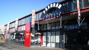 A building with a sign reading "PRAHRAM MARKET". - Pret-A-Porter (Prahran)