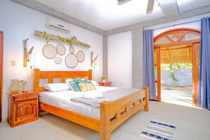 2 多间卧室、办公桌、免费 WiFi、床单