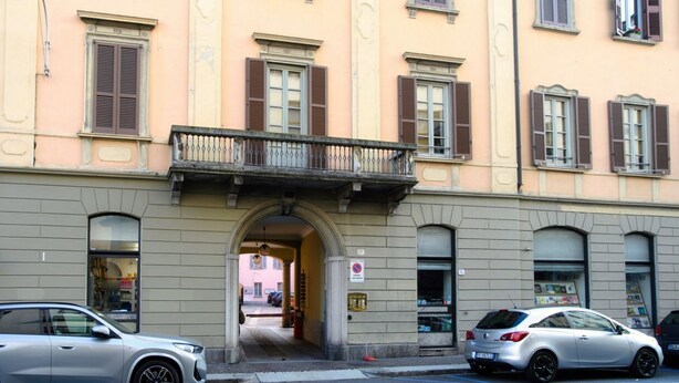 Exterior - Just a few steps from the center (Corte Vittoria) (Como)