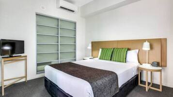 1 bedroom, desk, iron/ironing board, travel cot