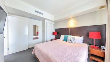 1 bedroom, desk, iron/ironing board, travel cot