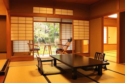 Family Suite, 1 Bedroom, Hot Tub, Garden View | Free WiFi