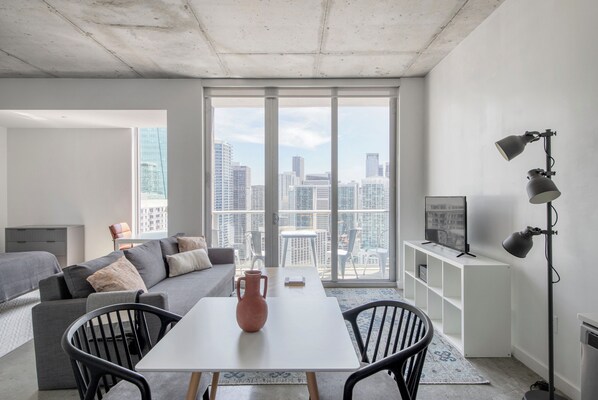 Smart TV, ping pong - High Floor Studio 0/1 Pool Gym Brickell (Miami)