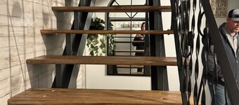 #2 Miller Suites -Cozy Comfort - 2bdrm 1.5 bath.  For work or play.