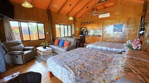 Smart TV - Starfish-Charming beachfront bungalow in Savusavu with Kitchen, AC, and WiFi (Savusavu)