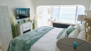 2 bedrooms, desk, iron/ironing board, WiFi - LANDMARK LUXURY OCEANFRONT HM (ROSARITO)