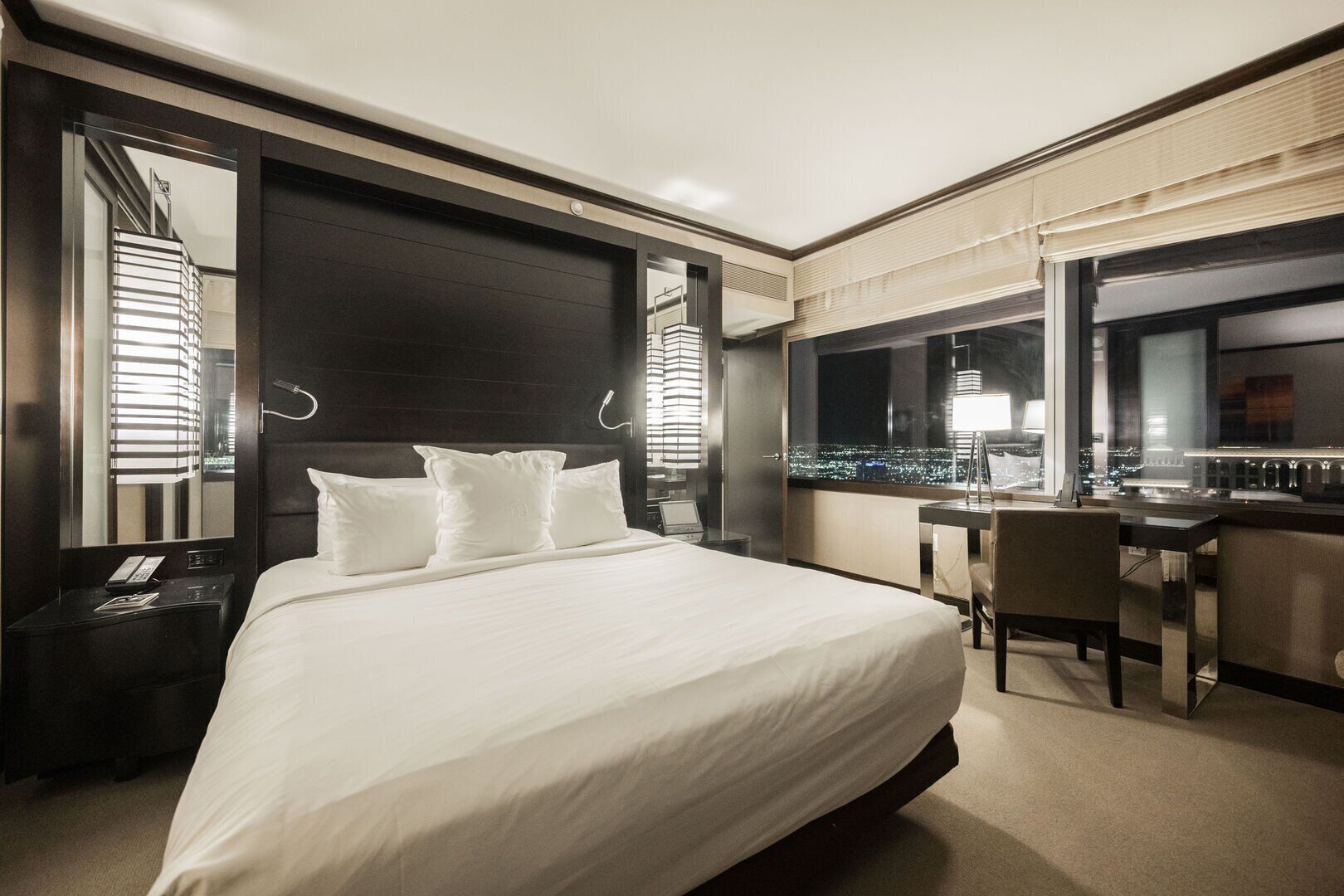 1 chambre, bureau, fer et planche à repasser, Wi-Fi gratuit