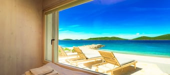 BUQEZ ECO RESORT - Villa 27 - directly by beach
