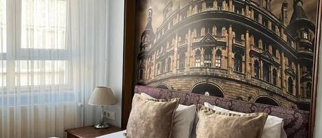 Egyptiske bomuldslagner, premium-sengetøj, pengeskab på værelset