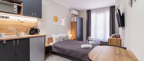 مكواة/لوح كي وواي فاي وملاءات أسرّة