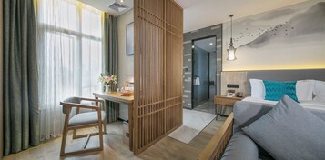 Design Double Room, City View | Desk, laptop workspace, soundproofing, iron/ironing board