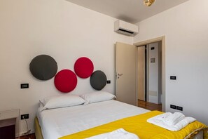 1 室のベッドルーム、アイロン / アイロン台、WiFi