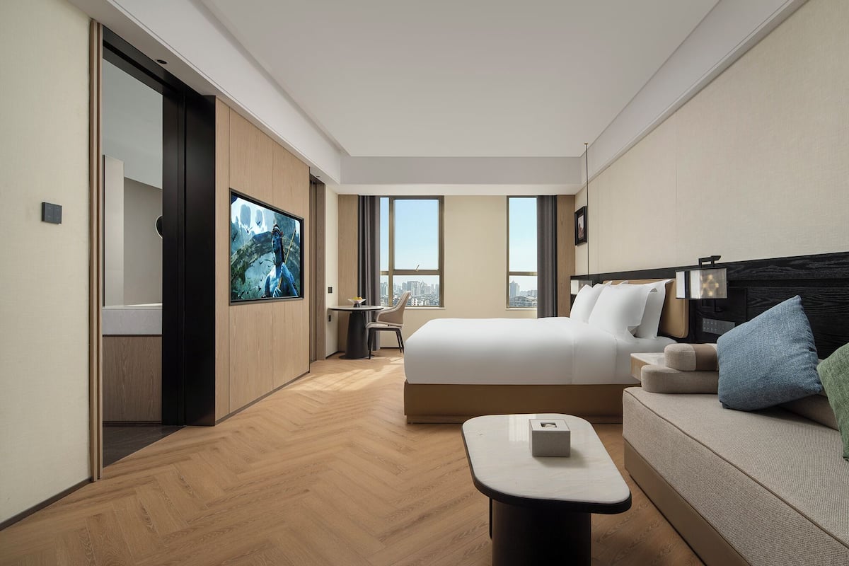 Executive Suite, City View | View from room