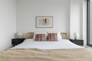 1 chambre, fer et planche à repasser, Wi-Fi, draps fournis
