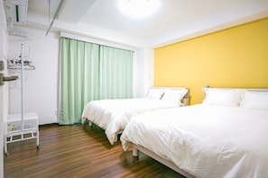 3 bedrooms, iron/ironing board, free WiFi - Traditional Meets Modern | 110㎡ Tokyo Home | Train 5min to Ikebukuro | Sleeps 11 (板橋区)