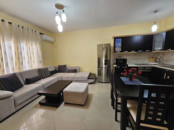 TV - Albania Dream Holidays Apartment (Saranda)