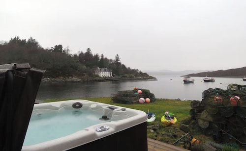 Private Isle - As Shown On Tv - Hot Tub