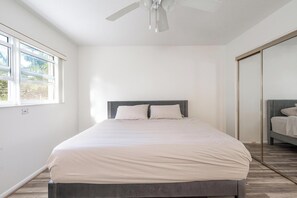 1 bedroom, iron/ironing board, WiFi, bed sheets