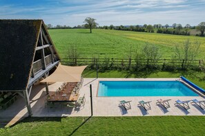 A heated pool - Villa Haut Briauche (61) - Heated pool - Beach Volley - 2h Paris - 45p (Eperrais)