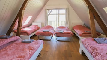 11 室のベッドルーム、ベッドシーツ