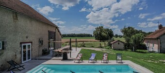 Villa Petit Perrot (03) - Heated pool - Citystade - 2h Lyon - 45p
