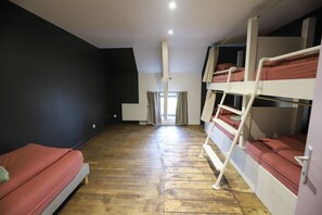 11 habitaciones, wifi gratis y ropa de cama 