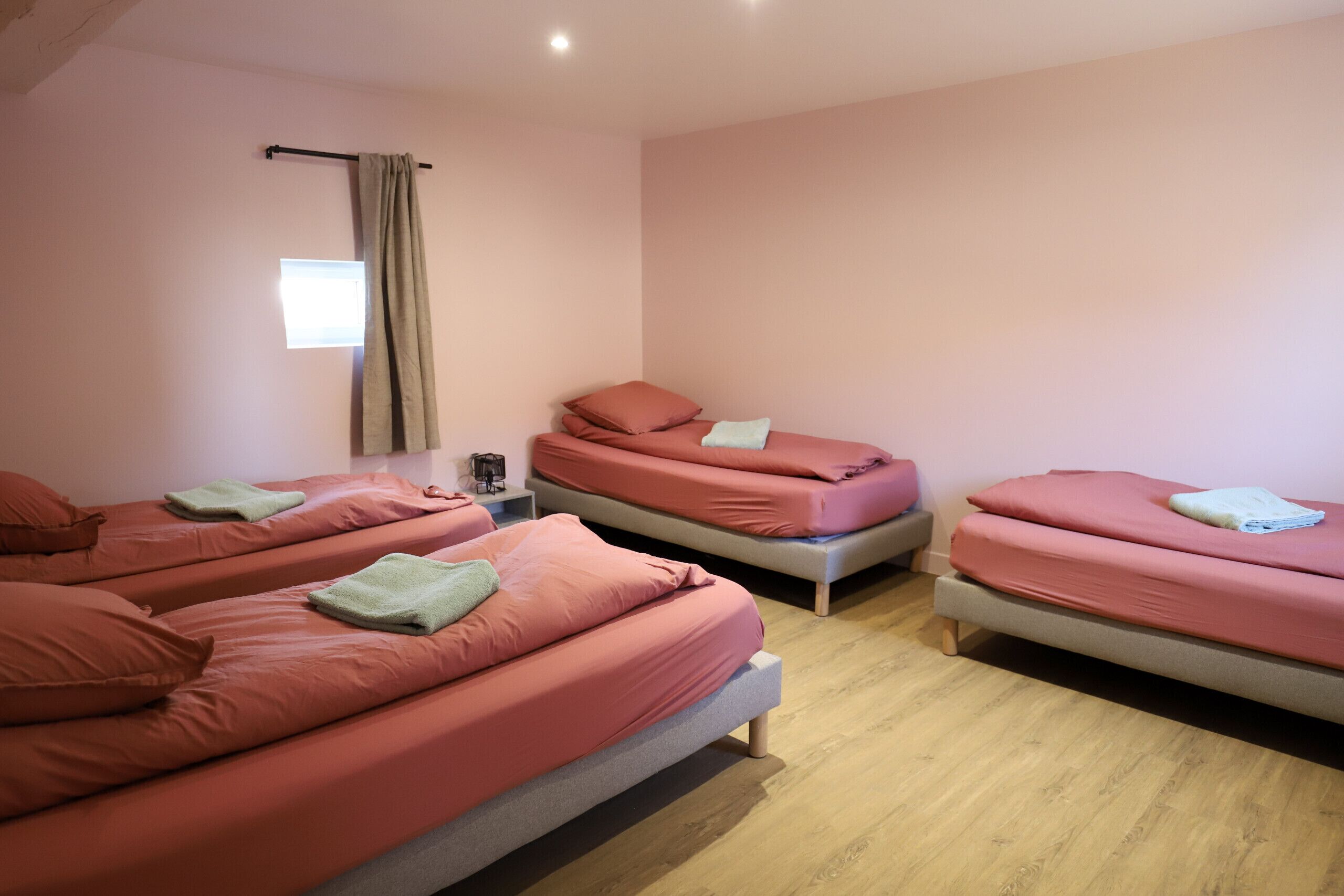 11 chambres, Wi-Fi gratuit, draps fournis