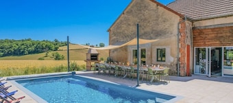 So Villas Fougères (71) - Heated swimming pool - Basketball - 2h from Lyon - 30p.
