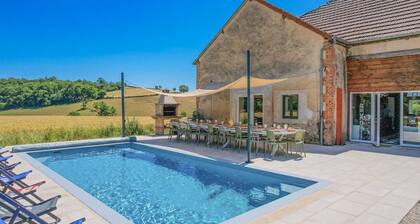 So Villas Fougères (71) - Heated swimming pool - Basketball - 2h from Lyon - 30p.