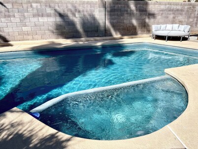 Modern 7BR Cinema & Pool & Guest House