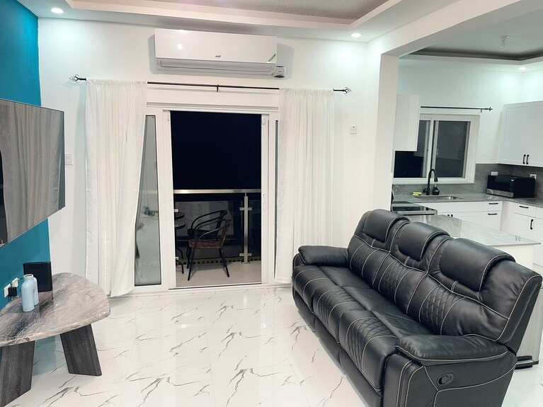 Camrose By The Curve Meadowbrook 2-bedroom Apt In Meadowbrook, Kingston - Kingston, Jamaica