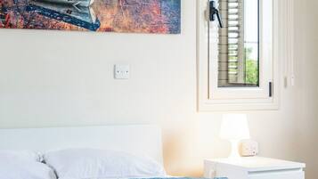 3 bedrooms, iron/ironing board, WiFi