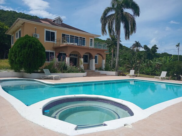 Pool -  Blue Seas Villa 2 in Montego Bay with AC, WiFi  large property with sea view (Montego Bay, St. James Parish, Jamaica)