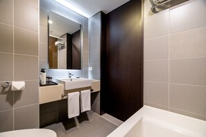 Hair dryer, bathrobes, slippers, towels - THE SKY HOTEL (Cheonan)