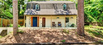Family retreat w/fire pit & game room. Minutes to downtown Hot Springs!