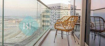 Bloomfields Iconic 2BR in Wave Tower