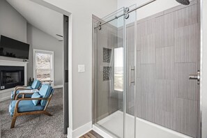 Interior - NEW! Crestview Heights | Downtown Views | Hot Tub (Chattanooga)