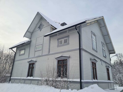 Spacious 5-bedroom house in welcoming Västerbottens län with WiFi