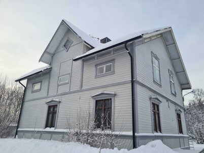 Spacious 5-bedroom house in welcoming Västerbottens län with WiFi