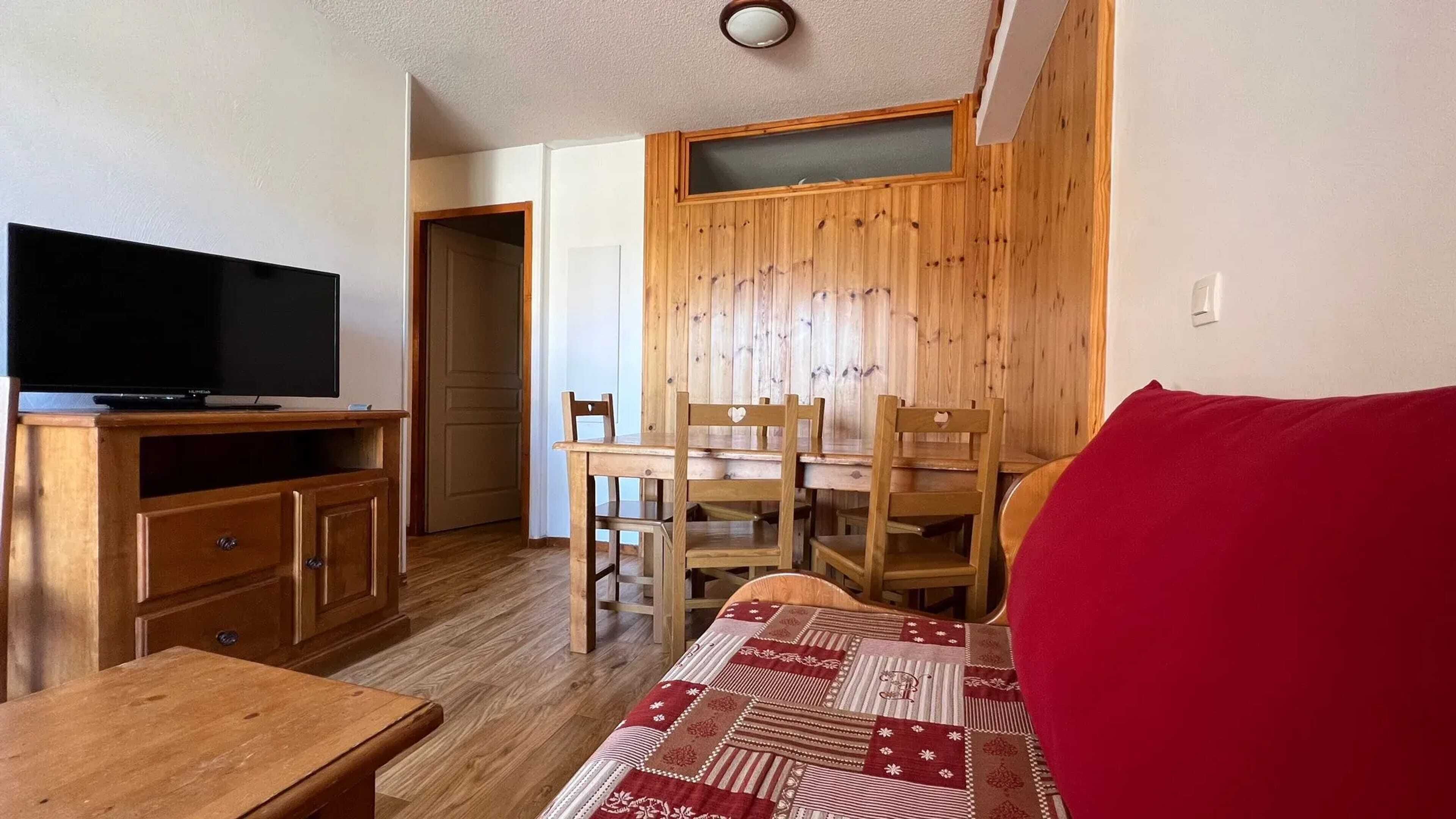 Homerez - Apartment In Les Orres - Barcelonnette