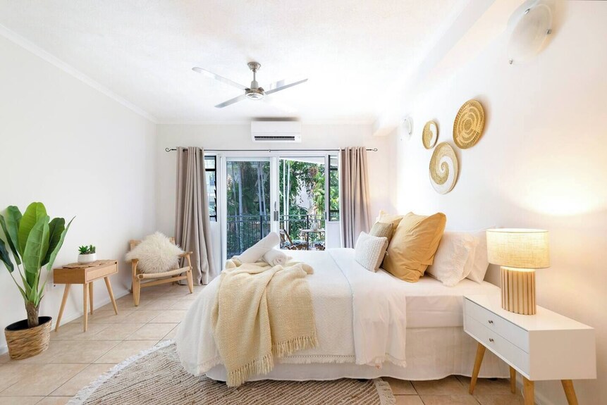 Vacation Rental In Hillary - Horsham