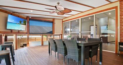 The Richardson - Spacious Entertaining, Sleeps 8