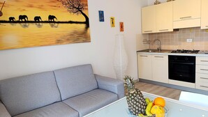 Unclassified image, 3 of 16, button - Casa Duria Rosa (Boa Vista)