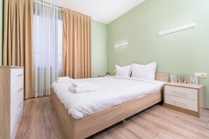 1 bedroom, iron/ironing board, travel cot, free WiFi - City Central 1-Bed Apartments (Plovdiv)